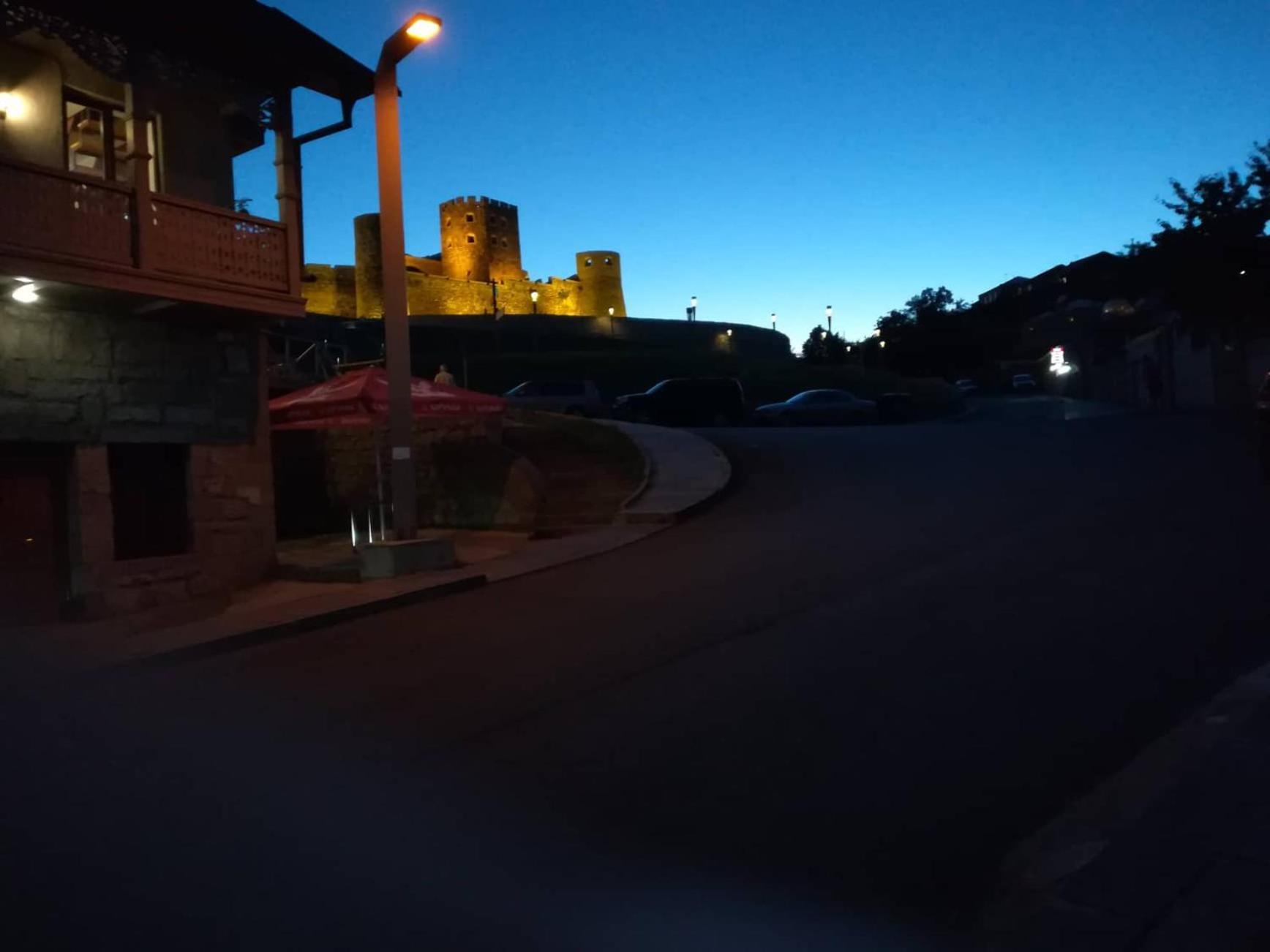 Golden Gate Ξενοδοχείο Akhaltsikhe  Εξωτερικό φωτογραφία